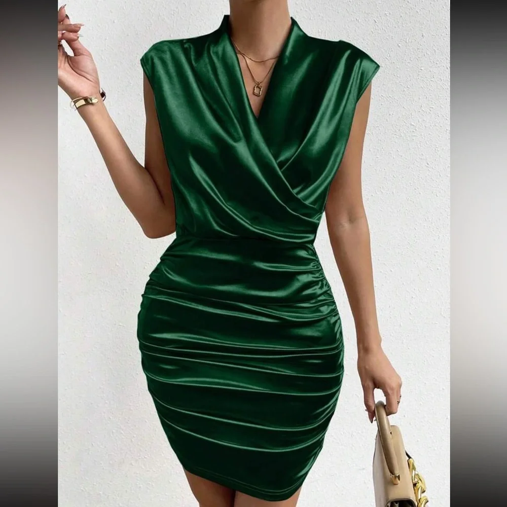 Elegant Green Satin Mini Dress - Picture 6 of 7
